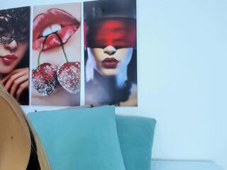 Evangeline Miller webcam model stream image