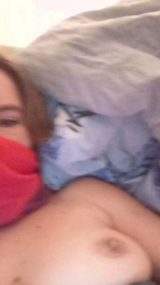 Touteseuleoua2 webcam cam4 model stream image