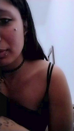 NadiaGzz webcam model stream image