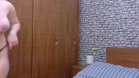 CuteBlondeMe webcam model stream image