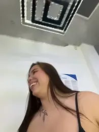 LunaCandy_ webcam model stream image