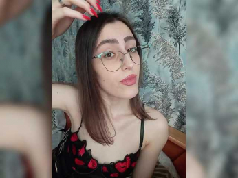 kiska-kira webcam model stream image