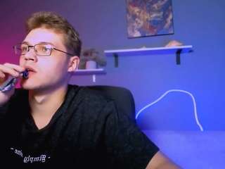 lucas-long webcam camsoda model stream image
