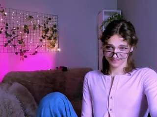 kevi-sunn webcam model stream image