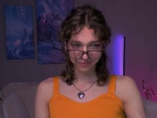 kevi-sunn webcam camsoda model stream image