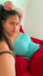 Viqueen webcam model stream image