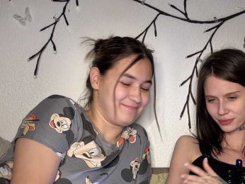 ZoyaVikki webcam bongacams model stream image