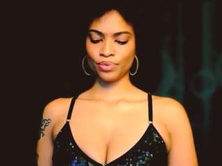 tiaramace webcam model stream image