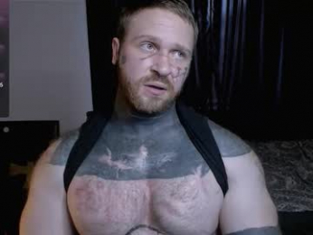 master_oil webcam model stream image