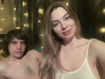 KaliAndGaz webcam model stream image
