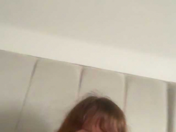 REDHEADROSIE webcam model stream image