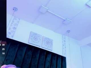 paulinagame webcam model stream image