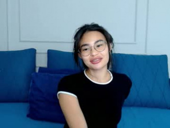little_v1rgin_angel webcam model stream image