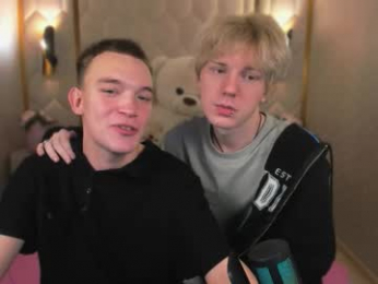 kevinm1lky webcam model stream image