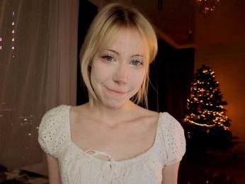 UwuFlower webcam model stream image