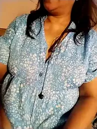 tharu_sweet webcam model stream image