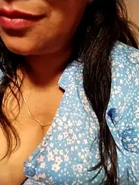 tharu_sweet webcam model stream image