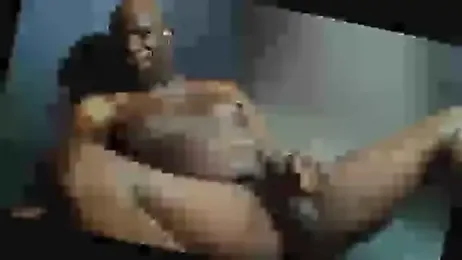 BreedingRaw webcam model stream image