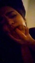 Ella_big webcam model stream image