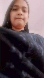 Ella_big webcam model stream image