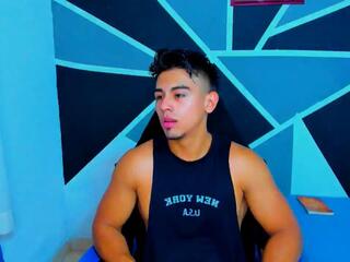 Vinny Oliver webcam model stream image