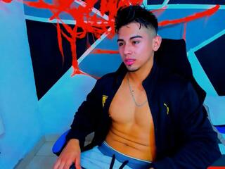 Vinny Oliver webcam model stream image