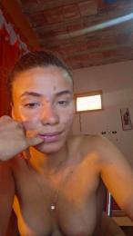 HelenHoltz webcam cam4 model stream image