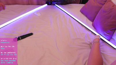 Webpetite webcam model stream image