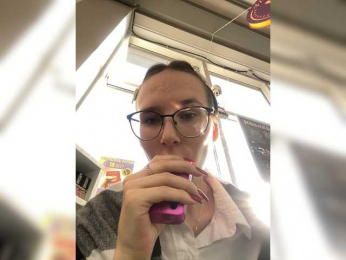 MamiMango webcam model stream image