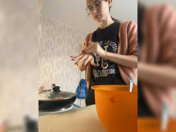 MamiMango webcam model stream image