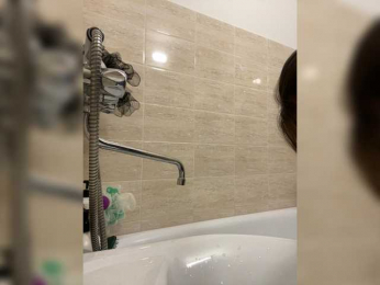 MamiMango webcam model stream image