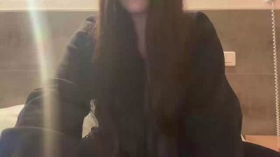 Lylyonly webcam model stream image