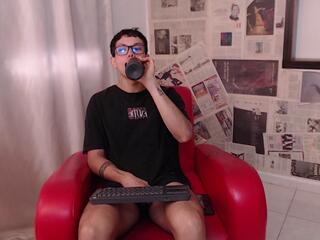 Logan Newman webcam model stream image