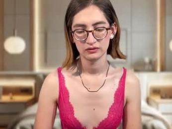 rousse507437 webcam model stream image