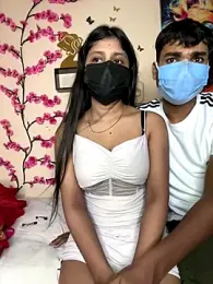 Aditi___O webcam model stream image