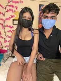 Aditi___O webcam model stream image