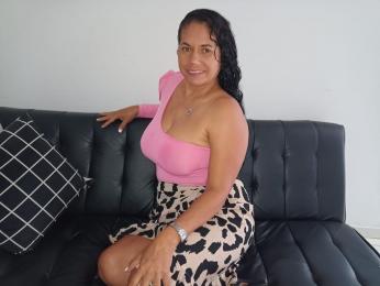 VictoriiaStone webcam model stream image