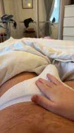 Bigslutcock webcam model stream image