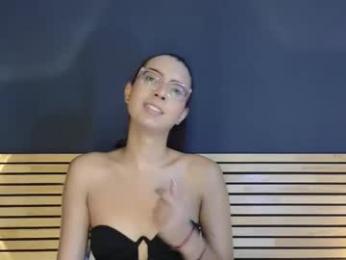 sarasaenz_99 webcam chaturbate model stream image