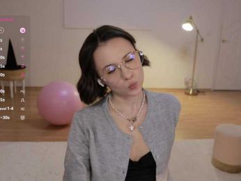 MissEssie webcam model stream image