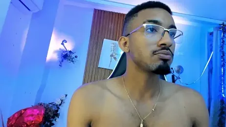 Darwin_mayo webcam model stream image