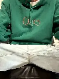 Manu97k webcam model stream image
