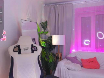 CrazyWine webcam bongacams model stream image