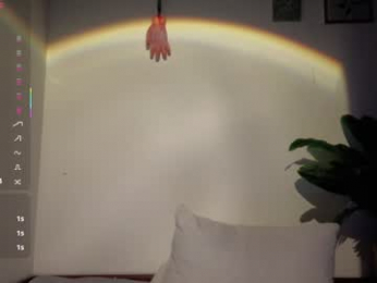 ohanna_ webcam model stream image