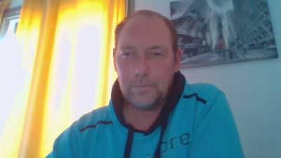 gentleman235 webcam model stream image