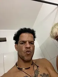 MaxyRyan webcam stripchat model stream image