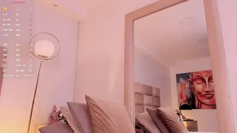 lexiee_grey_ webcam model stream image