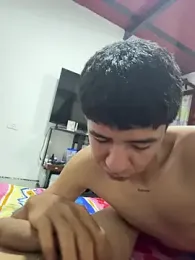 andresinh_ webcam model stream image