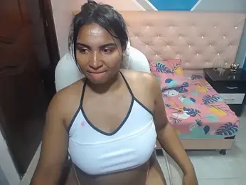 Celeste_wood webcam model stream image