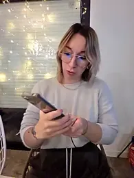 Giuliana_baby webcam model stream image